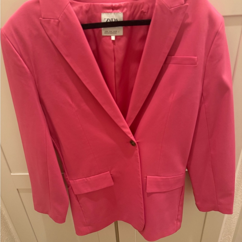 Zara Women's Vibrant Pink Suit Jacket